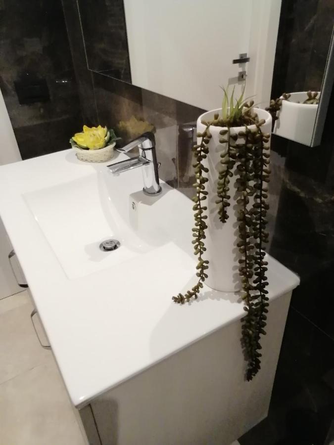 Bari Home33 外观 照片